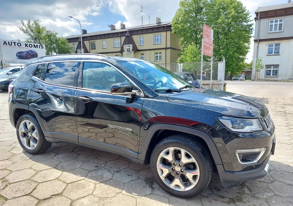 Jeep Compass cena 65900 przebieg: 171000, rok produkcji 2018 z Sanok małe 352